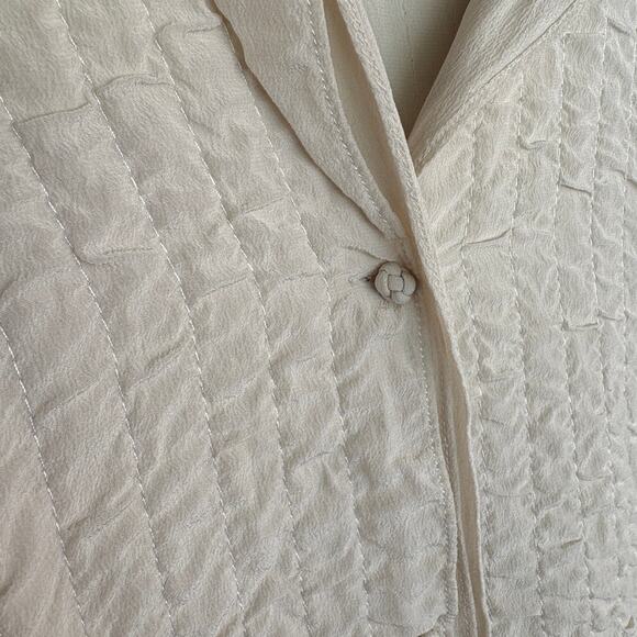 Eileen Fisher Quilted Silk Jacket M MP PM White Cream Capsule Black Button Luxe - Picture 6 of 7